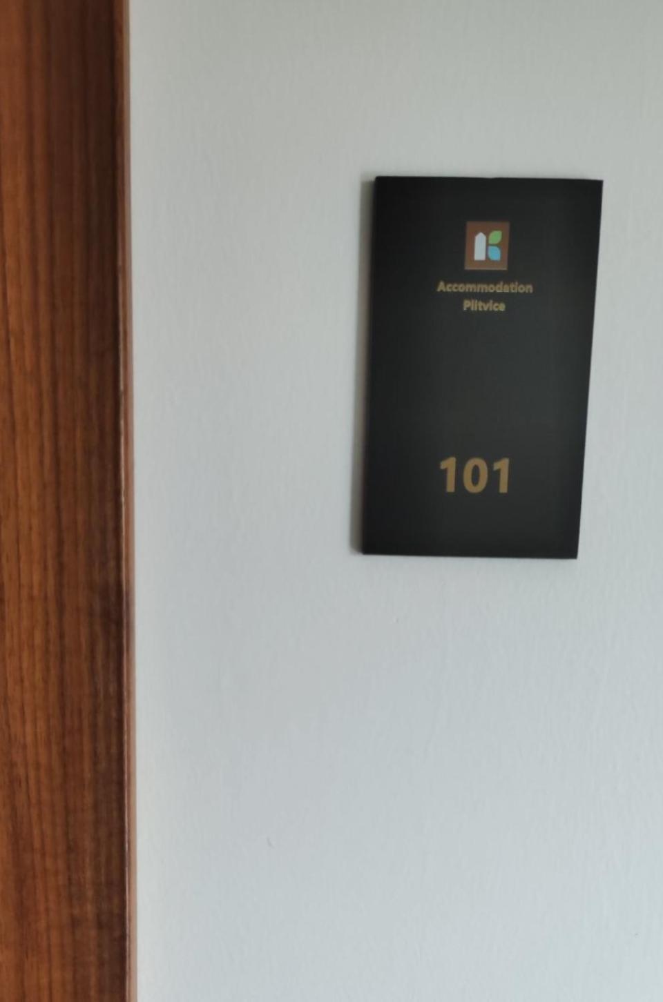 Accommodation Plitvice コレニツァ エクステリア 写真