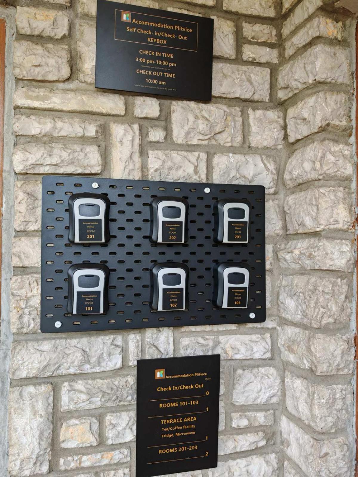 Accommodation Plitvice コレニツァ エクステリア 写真
