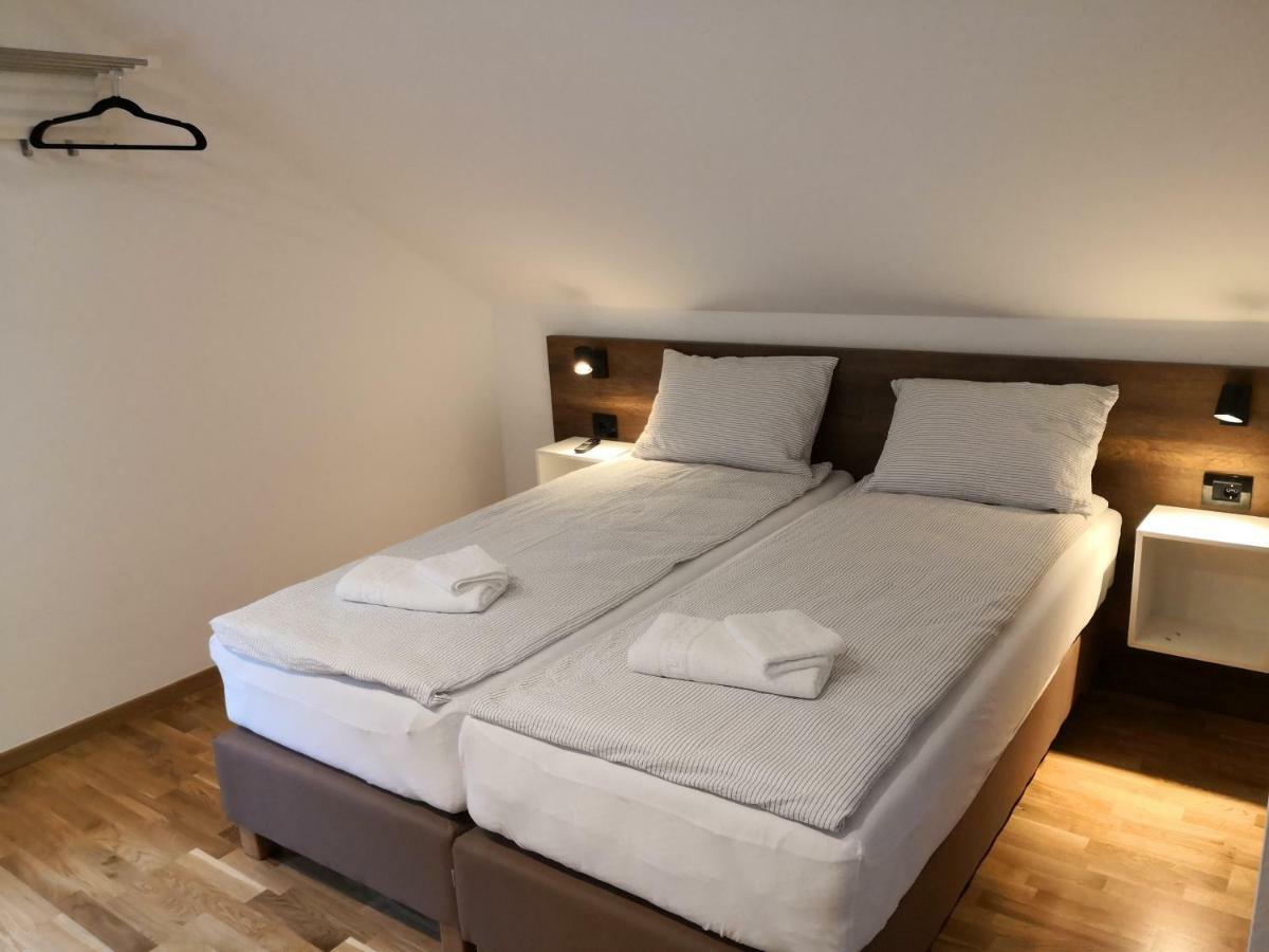 Accommodation Plitvice コレニツァ エクステリア 写真